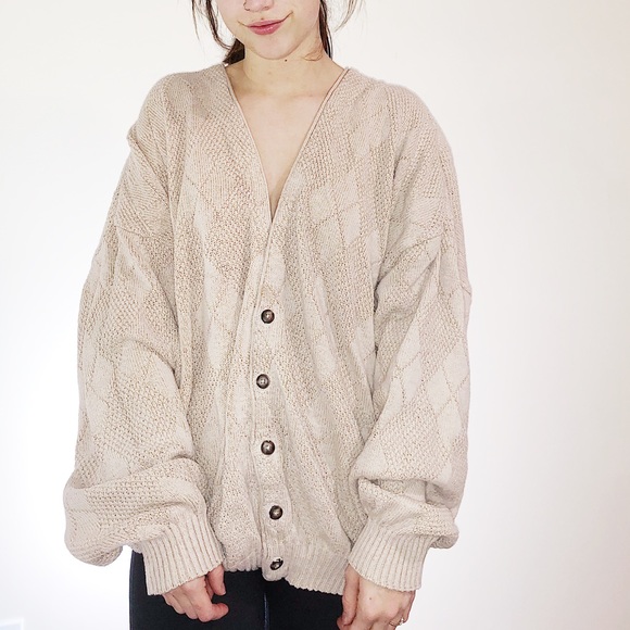 Roundtree & Yorke Sweaters - Oversized Knit Cardigan